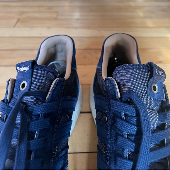 ADIDAS Iniki Runner End x Bodega - Picture 2 of 8